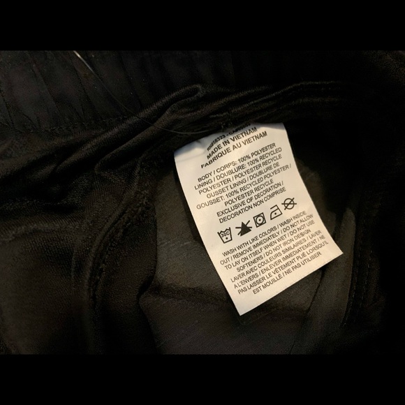 Grey Feathered Dri Fit Shorts - Picture 3 of 7